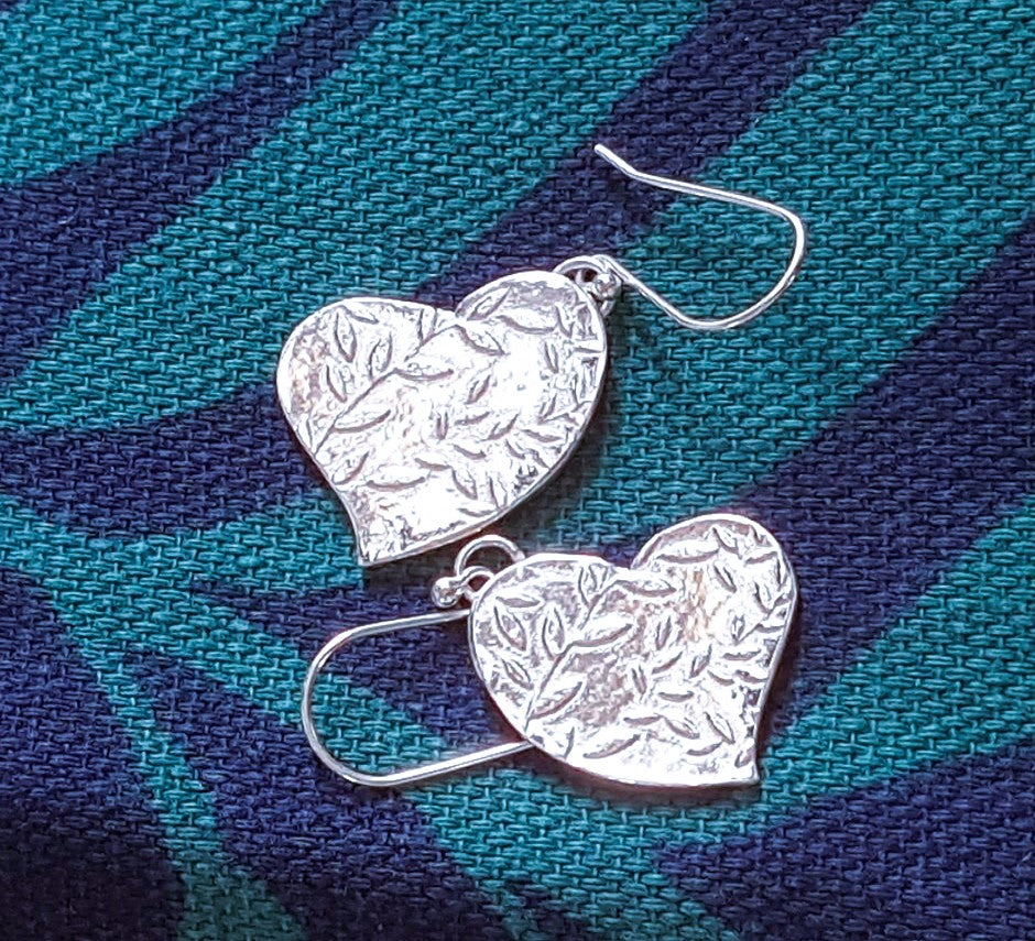 Dangling Heart Earrings