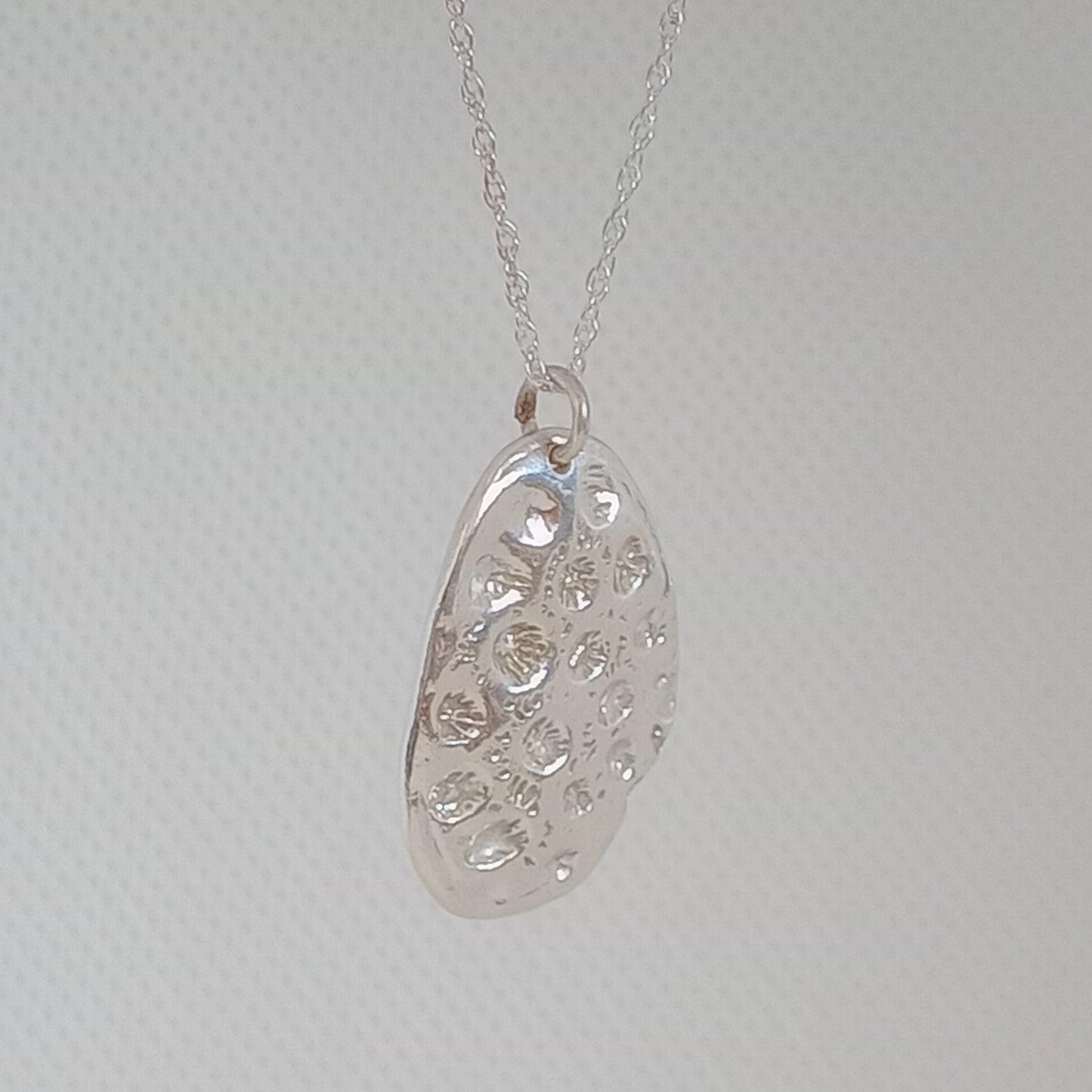 Small Dotty Coral Pendant